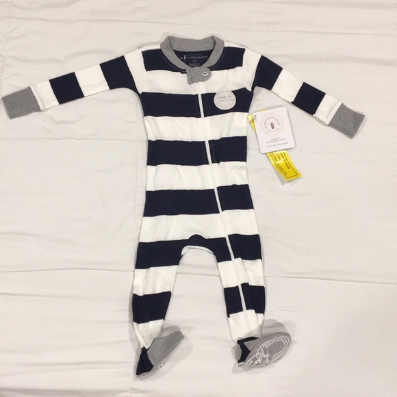 Burt's Bees Baby Other - Burt’s bees baby 12M sleeper